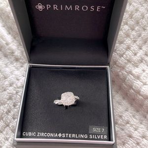 NWT 💍 Size 7 Cocktail/Engagement Ring